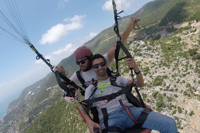 Alanya Tandem Paragliding Experience - The Soft Landing Back on Cleopatra Beach