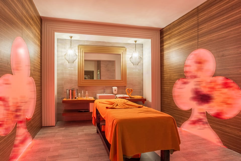 Alanya: Turkish Bath and Massage with Hotel Transfers - The aroma massage and foam lather: where the indulgence happens
