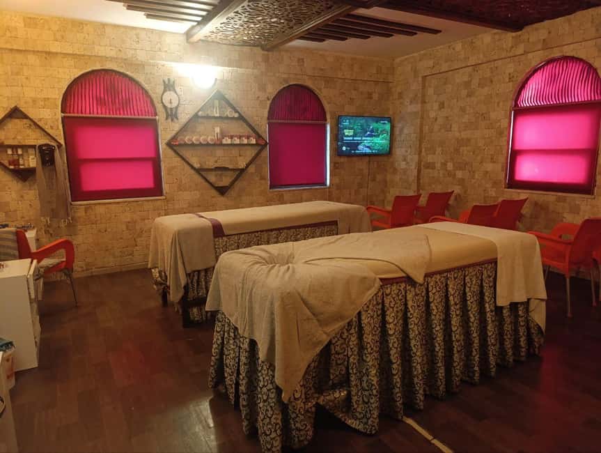 Alanya: Turkish Bath, Sauna, Pool, Jakuzi Massage Spa Center - Entering the Turkish Bath: Foam and Peeling Treatments
