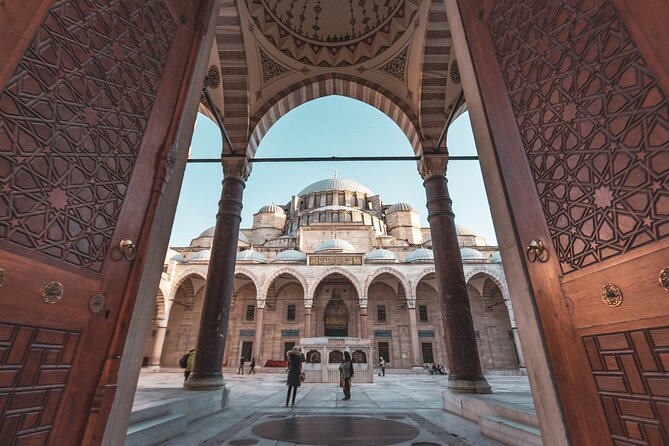 All-in-One Istanbul Highlights :Private Full Day Tour in Old City - Basilica Cistern: cool stone, Medusa heads, and an underground reset