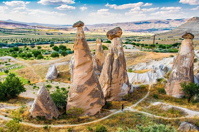 all inclusive/Day Trip Istanbul to Cappadocia Red Tour w Flight - Uchisar / Esentepe panoramic stop: good photos, limited time