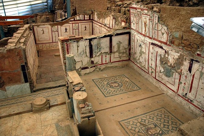 All Inclusive Private Ephesus Day Trip from Istanbul by Plane - Walking through ancient Ephesus: more than photo stops