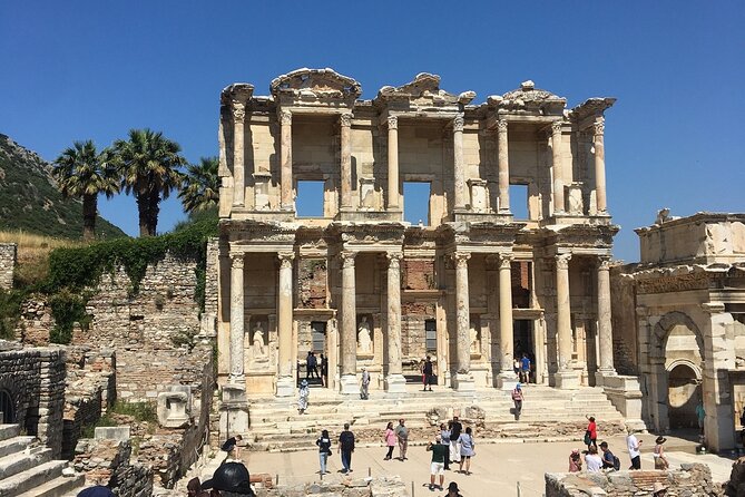All-İnclusive Private Ephesus Tour from İzmir cesme Port/Hotels - Private Çeşme-Port Pickup and the On-Time Cruise Promise