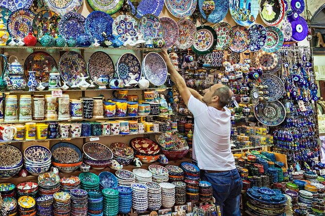 All-inclusive Private Guided Tour of Istanbul City - Grand Bazaar in 2 hours: shopping with fewer wrong turns