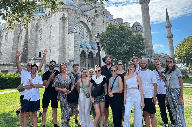 Alternative Tour; Daily Life, Customs, Stories - Tip Based Tour - Sahaflar Çarşısı: Old book bazaar, Turkish literature, and human-scale culture