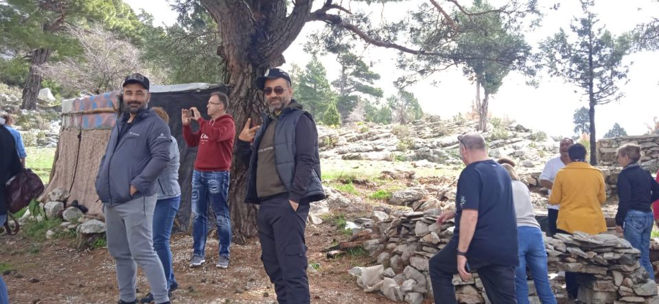 Altınbesik Cave & Ormana Village - Avasun Village Walk: Bay Leaves, Regional Fruits, and Village Life