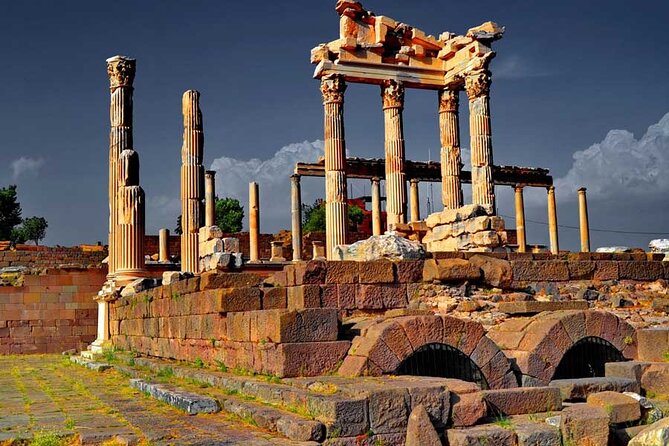 Ancient Pergamon Tour From Izmir - Caicus Valley Views During the Drive