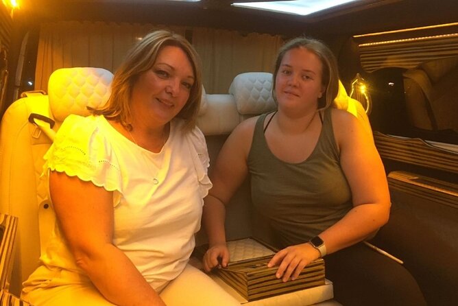 Antalya Airport Transfer Luxury and Comfortable Meet Transfer - Potential hiccups to watch: language and small extras