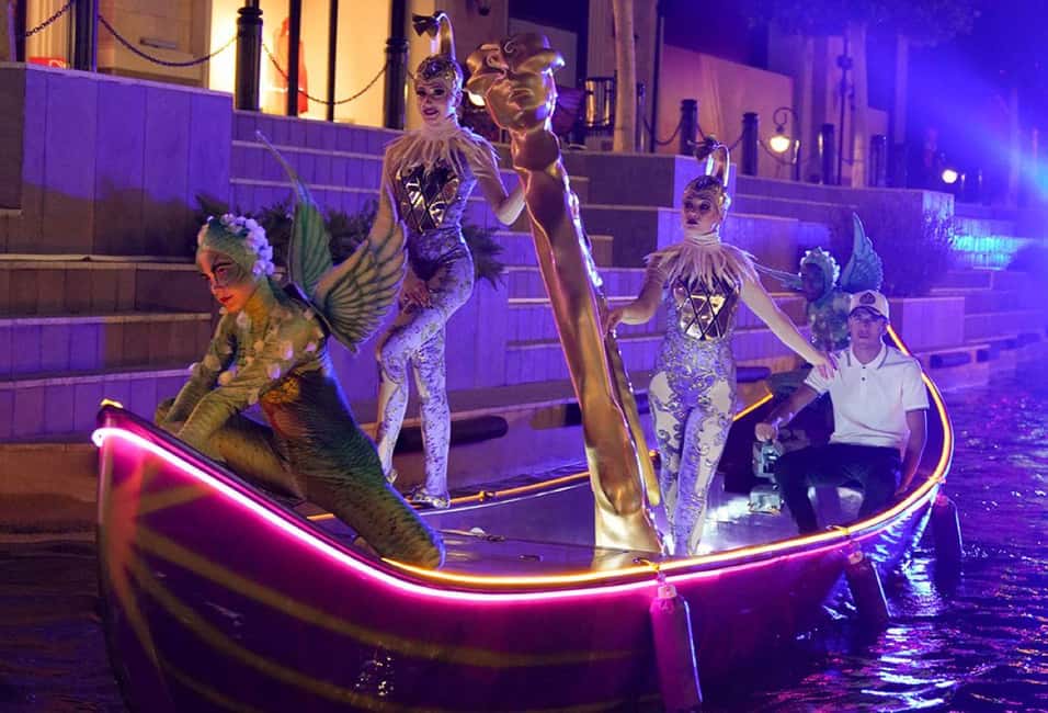 Antalya/Alanya/Side: Land of Legends Night Show & Shopping - Photo rules and practical packing for a night show