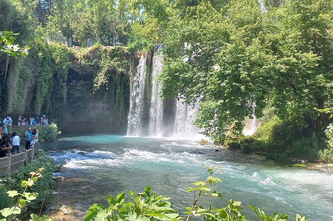 Antalya City Tour: History, Waterfalls & Old Town Charm - Stop 4: Hadrian’s Gate, a quick Roman anchor point