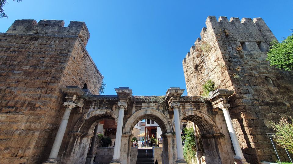 Antalya City Tour with Old Town (Kaleiçi) & Düden Waterfalls - Timing, Heat, and the Risk of Shopping Detours