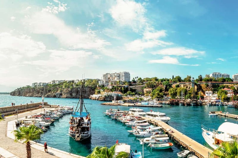 Antalya: Falez Cliffs & Waterfalls Boat Trip with Lunch - Boat size, closeness to the cliffs, and why comfort matters