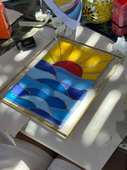Antalya: Frame Glass Painting Workshop with Turkish Tea - Inside the Workshop: Contour First, Then Acrylic Color