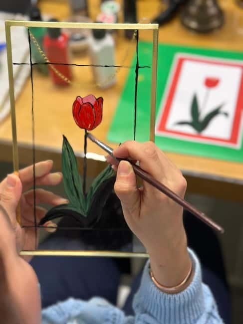 Antalya: Frame Glass Painting Workshop with Turkish Tea - The Hospitality Side: Turkish Tea, Snacks, and Soft Music