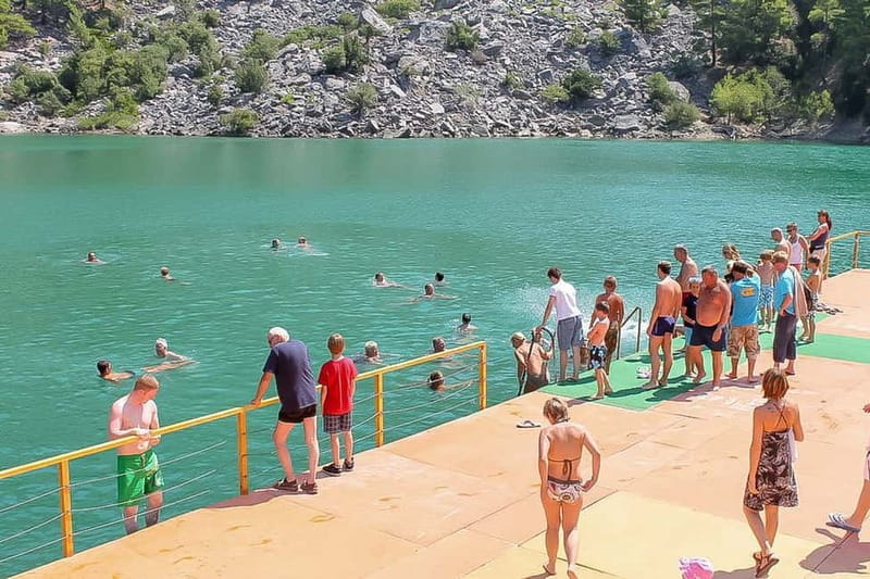 Antalya: Green Canyon Boat Trip w/Lunch near Green Lake - Crowds, Smoking, and Other Small Real-World Tradeoffs