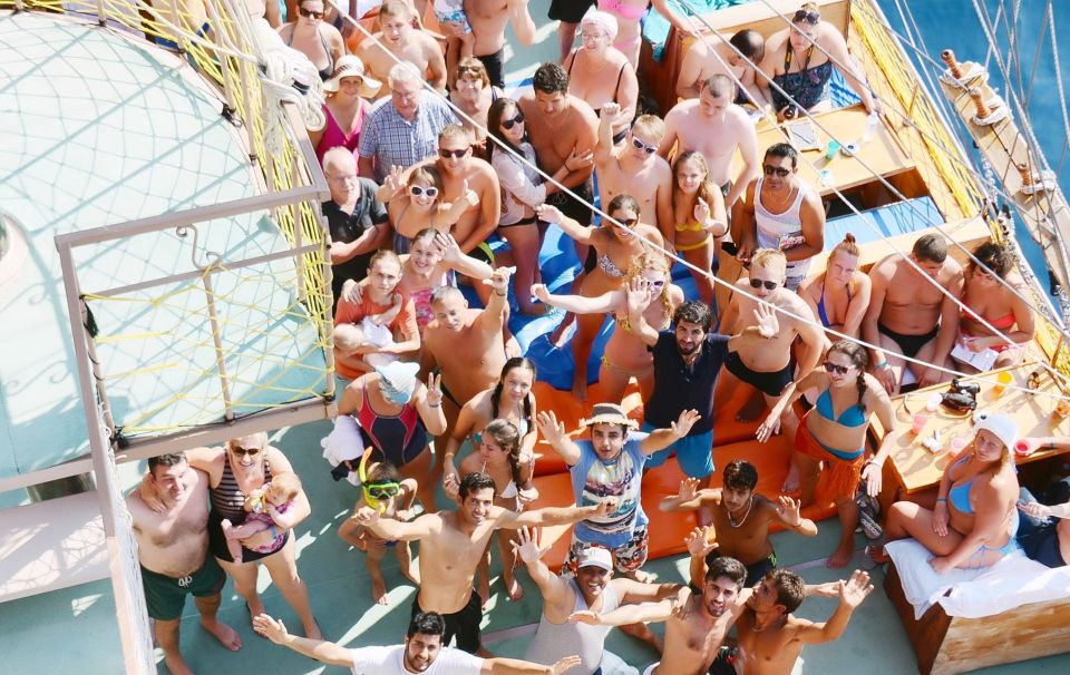 Antalya & Kemer: Megastar Catamaran Cruise With Foam Party - Foam Party Time: Fun With International Music (and a Crowd)
