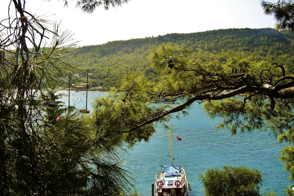 Antalya/Kemer: Pirate Party Boat Trip w/Lunch incl. Transfer - Photo Moments and the On-Deck Fun Factor