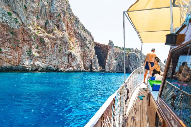 Antalya/Kemer: Suluada & Adrasan Boat Trip with Lunch - Boat comfort and safety: sun mats, life vests, and bathroom reality
