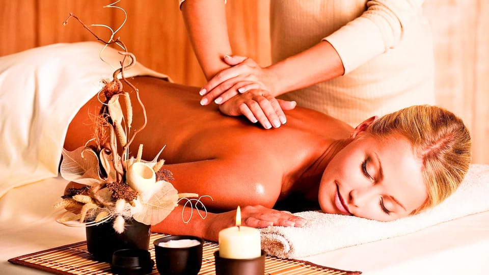 Antalya: Ladies Turkish Bath Hamam - Wellness Spa Center - What the language options mean for you