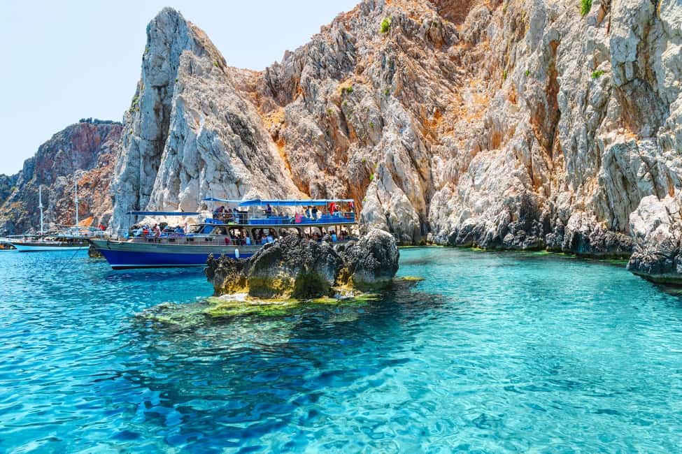 Antalya: Lara Pirate Boat Day Trip w/ Lunch & Soft Drink - Lunch on Deck: Turkish Food With a View