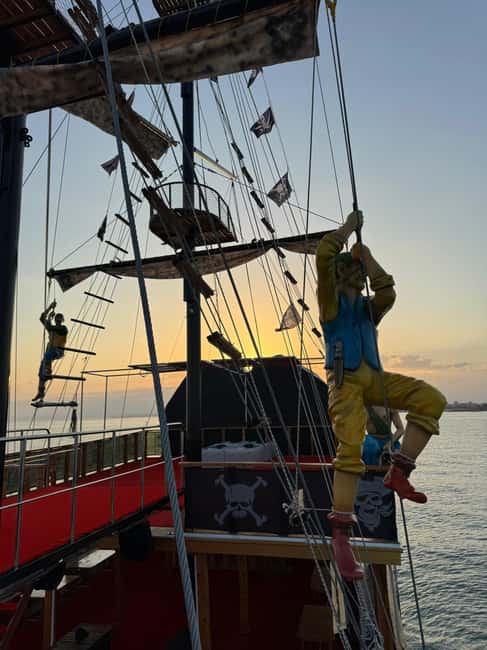 Antalya: Lara Pirate Boat Trip with Unlimited Soft Drinks - Timing quirks: when the route can change