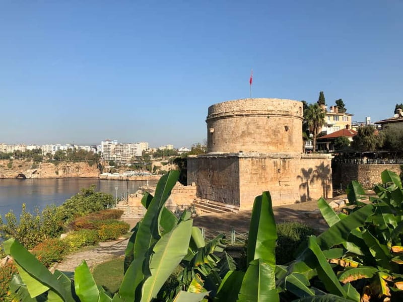 Antalya: Old Town Walking Tour with Dessert Tasting - Where the tour starts: Clock Tower meeting point and first impressions