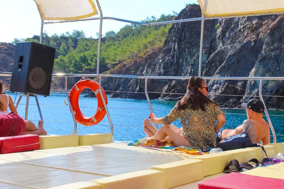 Antalya: Old Town with Aquarium or Cable Car & Waterfalls - Price and Logistics: what you really get for around $29