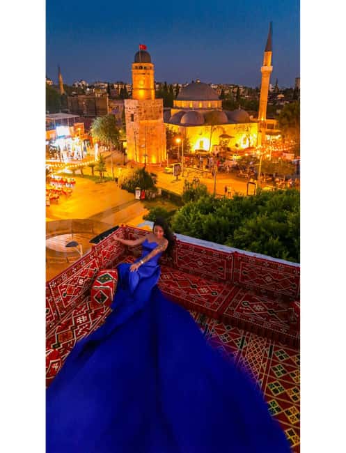 Antalya: Rooftop Photoshoot with Flying Dresses - The Team’s Style: Patient, Professional, and Detail-Driven