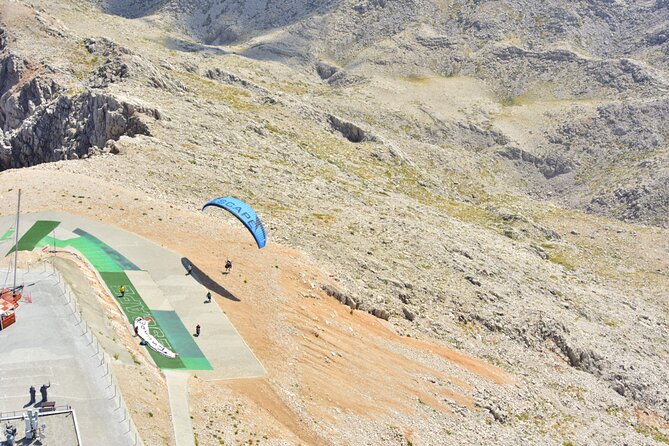 Antalya Tahtalı Summit Tandem Paragliding with Cable Car Transfer - Getting There From Kemer vs Antalya City: Where Logistics Win or Lose