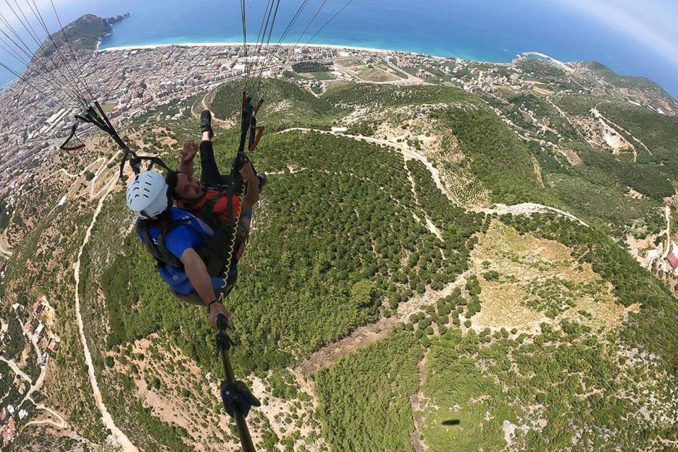 Antalya: Tandem Paragliding Experience with Transfer - Your pilot and guide team: communication matters