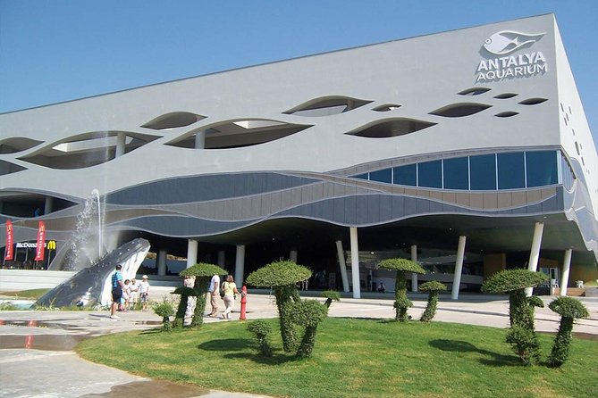 Antalya Tunnel Aquarium - Departure from Side - The value of doing Antalya Tunnel Aquarium as a group from Side
