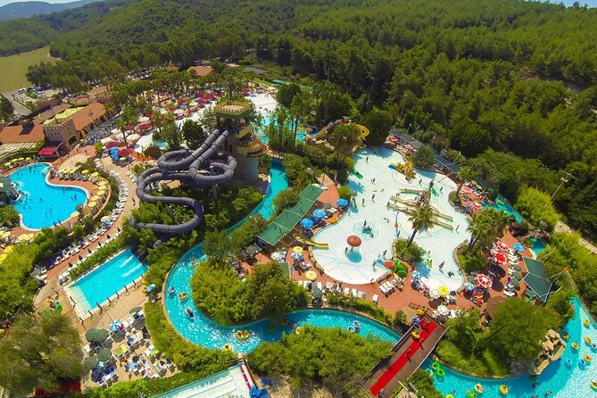Aqua Fantasy Waterpark Skip-the-Line Tickets - Inside Aqua Fantasy: Slides, Pools, and Space to Breathe