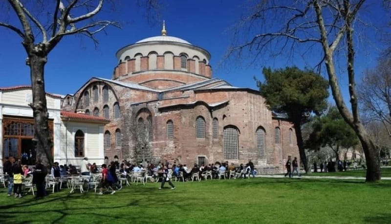 Asia Continent & Topkapı Palace & Harem. Guided, Small group - A smart 7-hour plan that links Europe and Asia