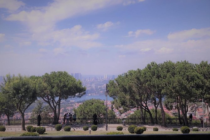Asia-Europe with Bosphorus Full Day Inc.Museum fees and Lunch - Price and Value for the $200 Budget