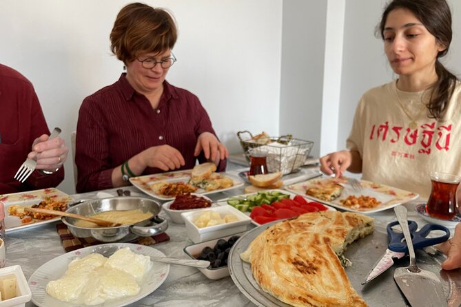 Authentic Turkish Antioch Breakfast with Local Sisters - The breakfast kickoff: simit and the morning setup