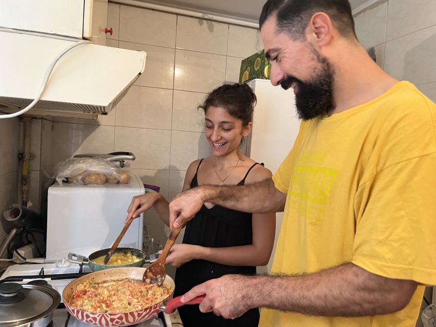 Authentic Turkish Breakfast Cooking at Home with Locals - Local Hospitality in Istanbul: Aysu, Family, and the Art of Hosting