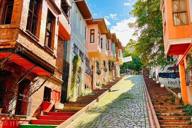 Balat Chore Mosque and Sunset Multiple Tour - Balat’s photo-and-street moment: Renkli Merdiven