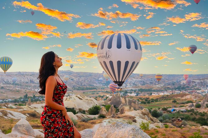 Balloons watching Tour w/ PickUp, Breakfast - Love Valley Fairy Chimneys: Chasing Balloons in the Best Light