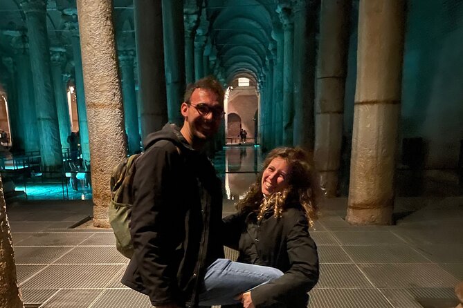 Basilica Cistern Expert Guided Tour Priority Entry - Guide touches that make it feel personal: gifts, humor, and photo help