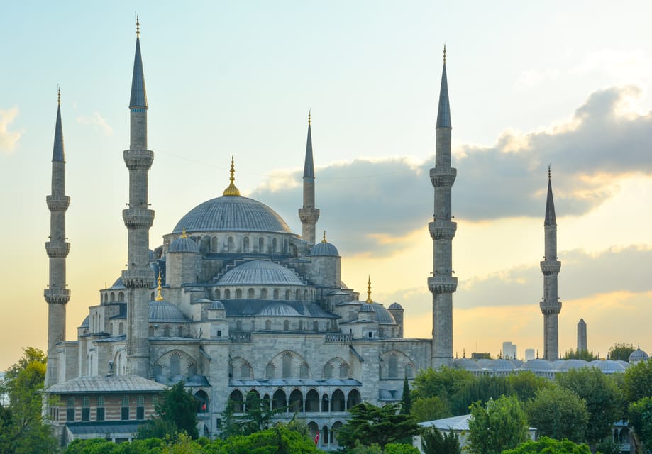 Basilica Cistern, Hagia Sophia, Blue Mosque & Topkapi Palace - Lunch near the mosque area: convenient, fixed, and alcohol-free