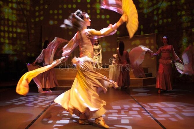 Belly and Harem Dance Show in Istanbul Admission Pass - What 360-Degree Effects Change in a Live Show