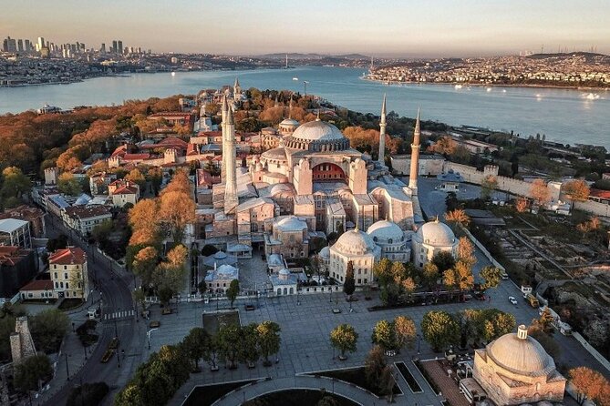 Best Istanbul tour with private guide by skipping ticket line - Grand Bazaar with a guide: 4,000 shops, better decisions, and a backup plan