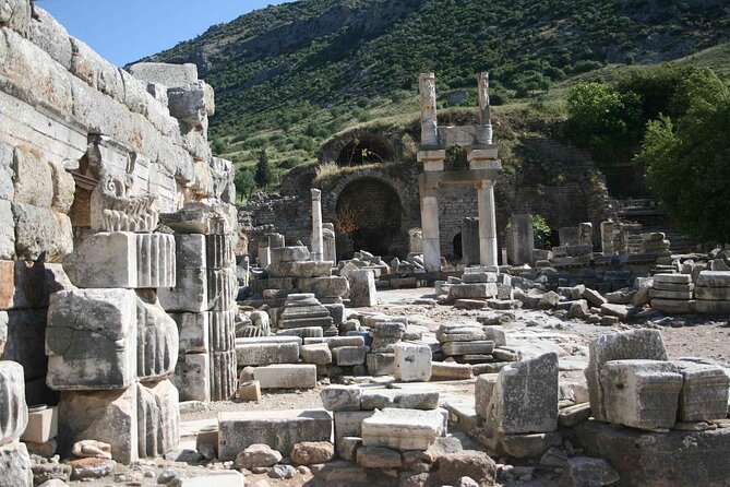 (Best of Ephesus) Private Ephesus & House Of Virgin Mary & LUNCH - Ancient City of Ephesus: where you feel the scale (and the pacing)