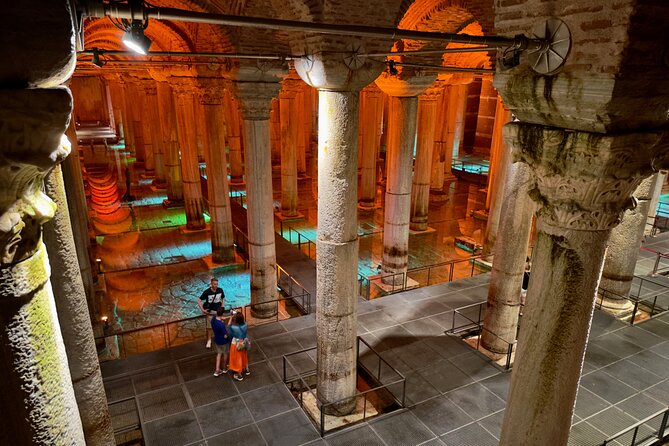 Best of Istanbul: Basilica Cistern - Blue Mosque - Grand Bazaar - Sultanahmet District and the 532 AD Monument Stop