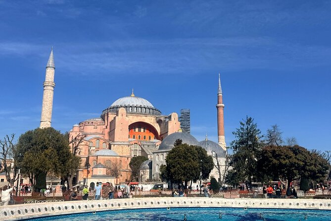 Best of Istanbul: Half-Day Private Guided Istanbul Tour - Blue Mosque Inside: İznik Tiles and the Power of Symmetry