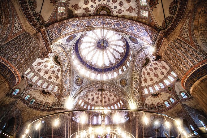 Best of Istanbul Tour - Lunch stop plus Basilica Cistern: the story is underground