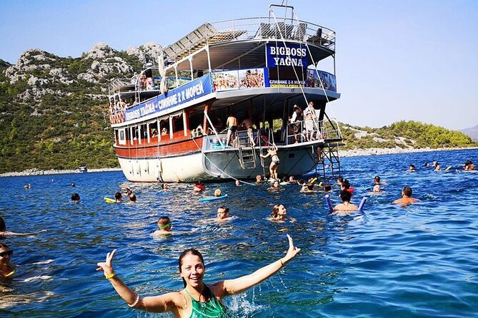 Big Boss – Adults Only Boat Trip (16+) - Green Sea swim break: clear water and that cooler feeling