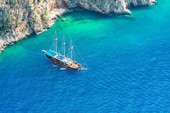 Blue Lagoon, Butterfly Valley and Oludeniz Islands Boat Trip - Getting Started at Oludeniz Harbor: Timing and First Impressions