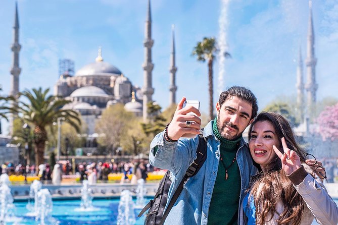 Blue Mosque and Sultanahmet Tour - Where to meet: Binbirdirek and the Dsign Cafe redemption point