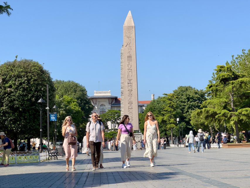 Blue Mosque, Basilica Cistern, Grand Bazaar Guided Tour - Finish at Egyptian Bazaar: A Useful Second Stop for Your Evening Plans